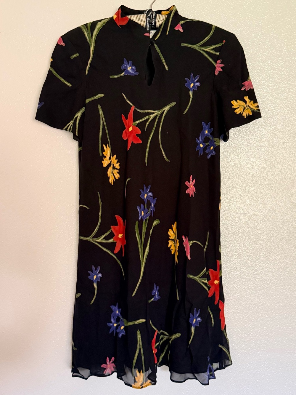 Vintage Liz Claiborne Black Floral Print Shift Dress with Keyhole Collar